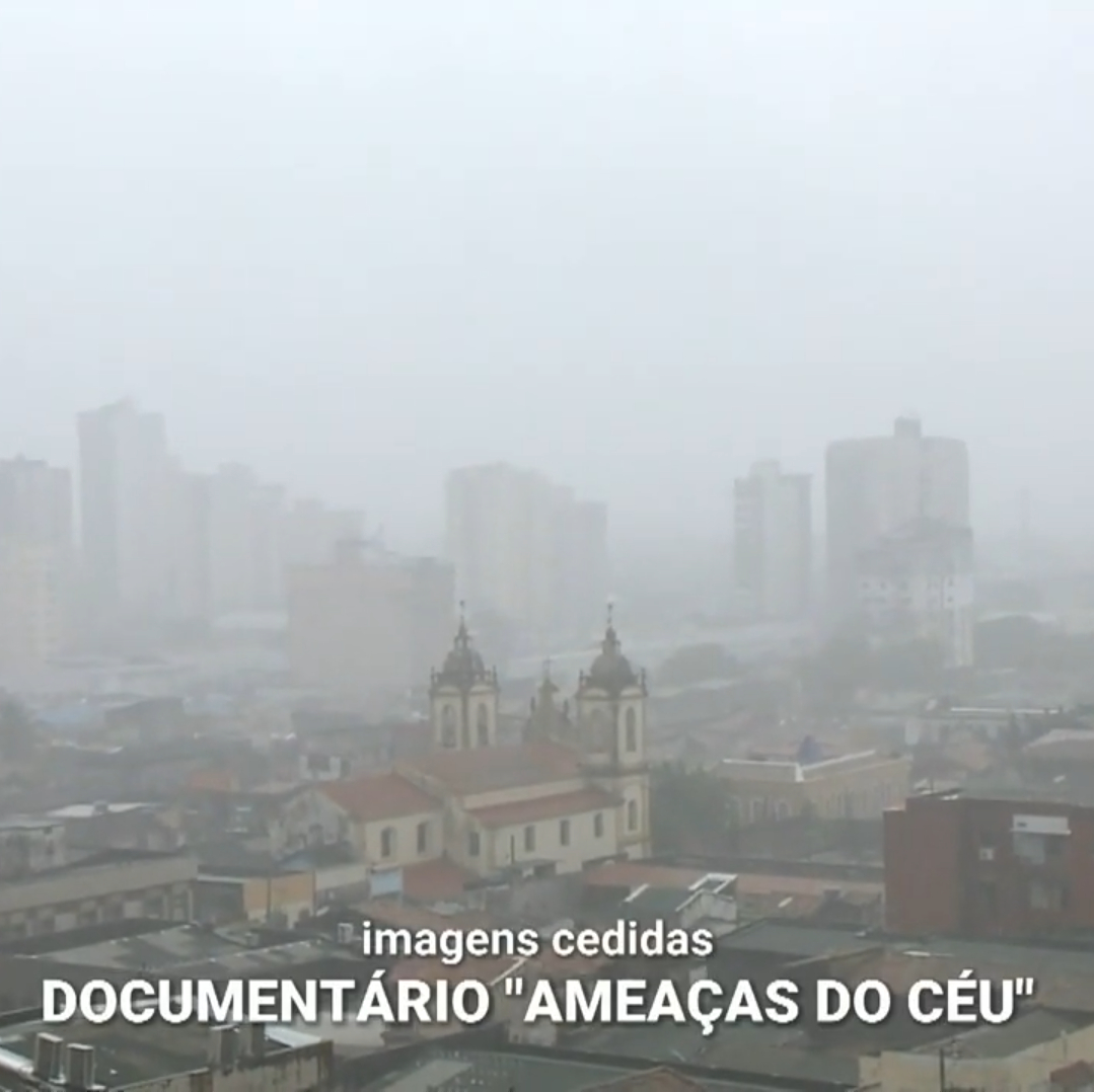 SBT Brasil - Incidência de raios quase dobrou no Brasil em 2020, mostra levantamento.